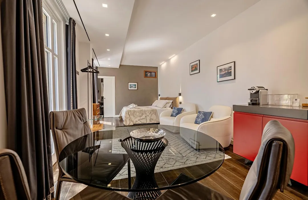 Qui Vicino Boutique Rooms And Suites-1