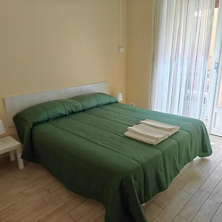 Barbara Rooms Sea 1-3
