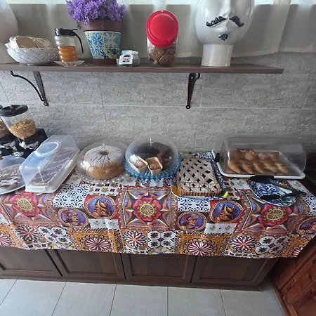 Bed & Breakfast Delle Palme-2